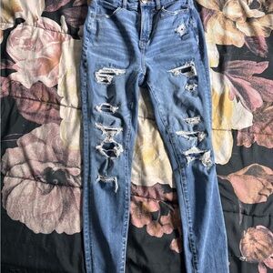 American eagle size 2 Distressed Blue Jeans for Women